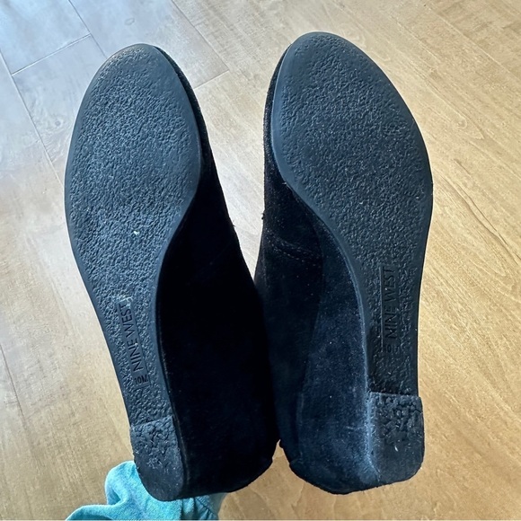Nine West Illusion Wedge Ankle Booties, Black Suede Heeled Boots, Size 10M - Picture 11 of 13
